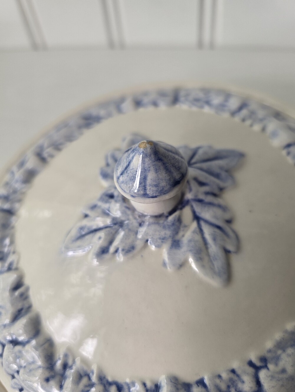 Vintage Mildred Greer Art Pottery Blue White Covered Dish Bowl 1982 80s Decor - Picture 4 of 9
